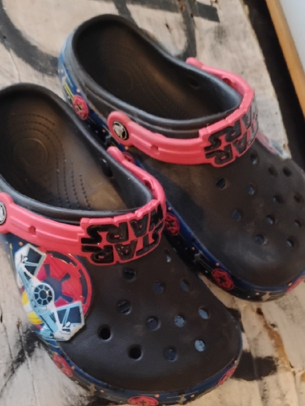 CROCS Kids Star Wars Clog in Black and Red Sz 3